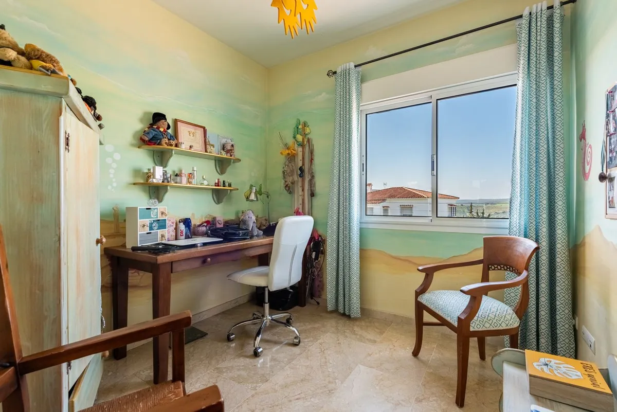 44afcb73-d357-4a0d-8e75-45d9279e3257