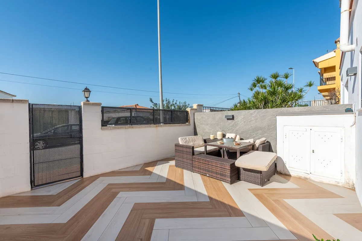 a1035fce-3dd6-4371-b451-9cdd69959ecc