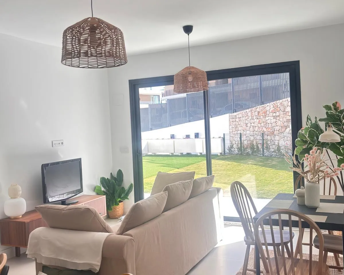 3afbf222-6447-4c6a-8d5f-d9d05f19fac7