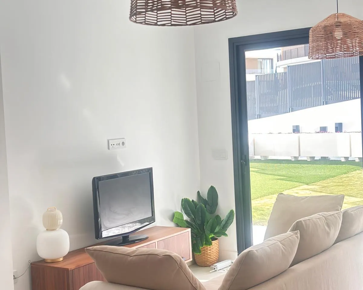 a7225ae2-d3e3-43e1-8c6a-80111235c249