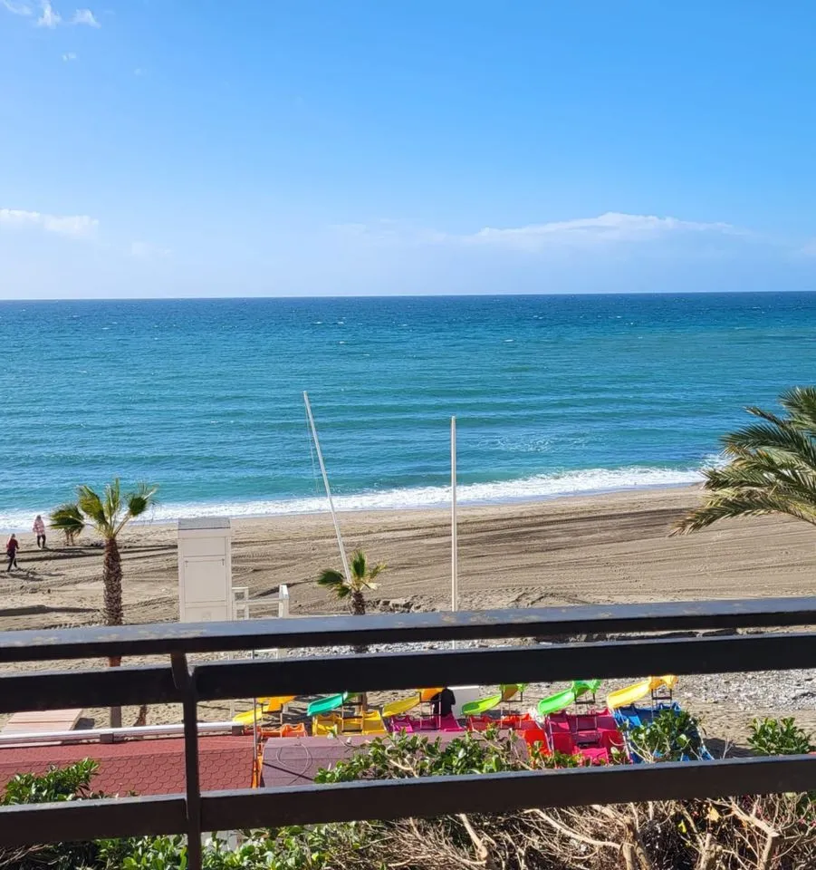 e50d5de5-0c12-4a6d-94b2-7dabb035d936