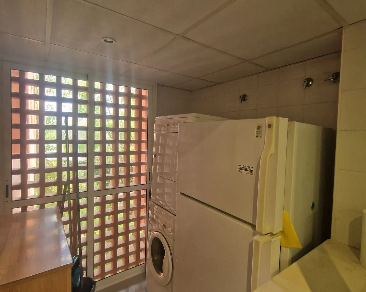 ea782687-6192-482e-b3ad-a672e10c54fa