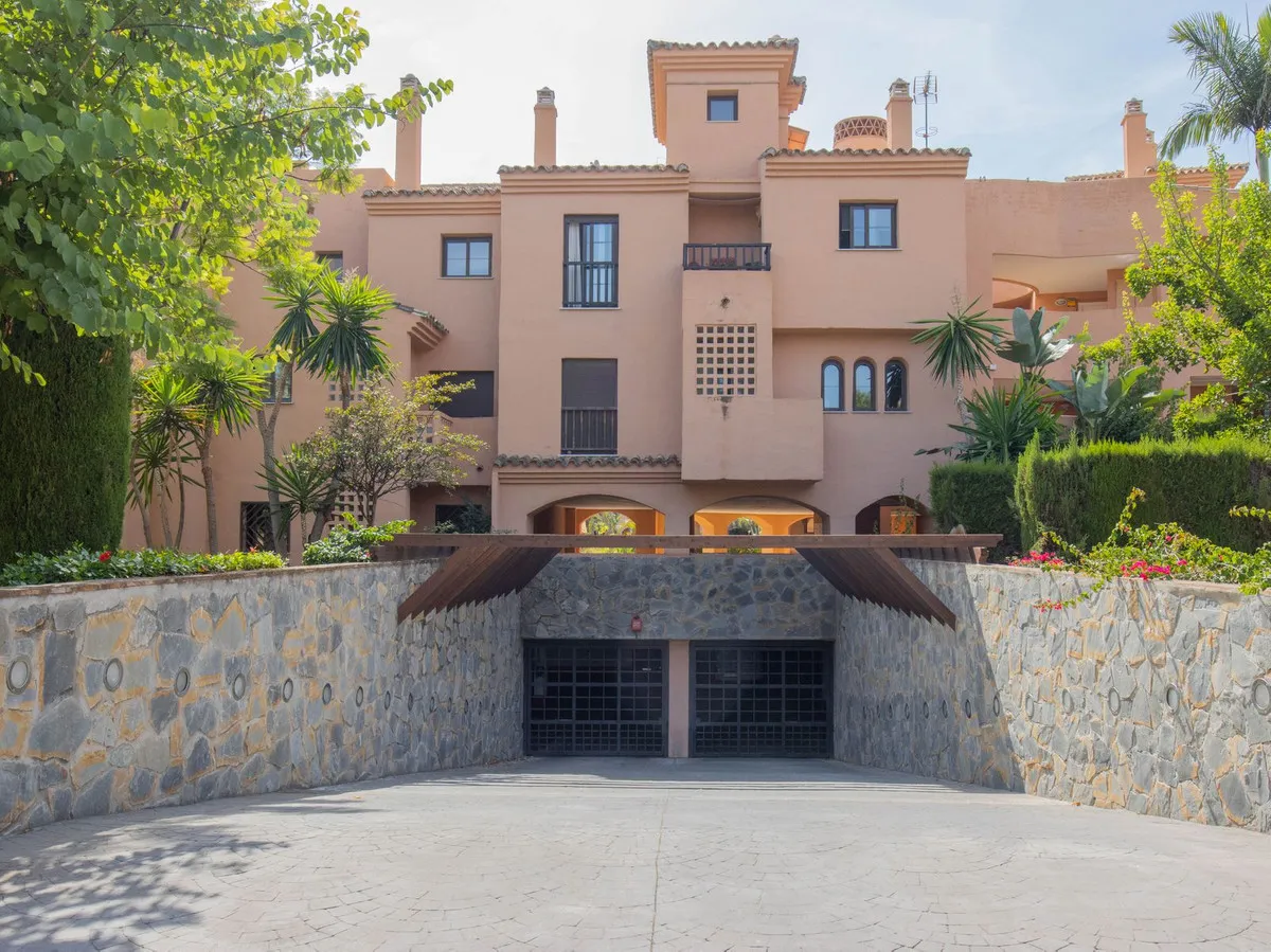 2a59c787-045a-47bb-a187-a826a828e89c