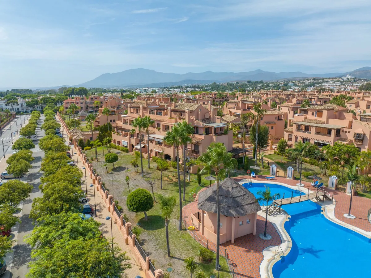 7d0b6126-5148-44b4-9c2c-77d74b61ee89