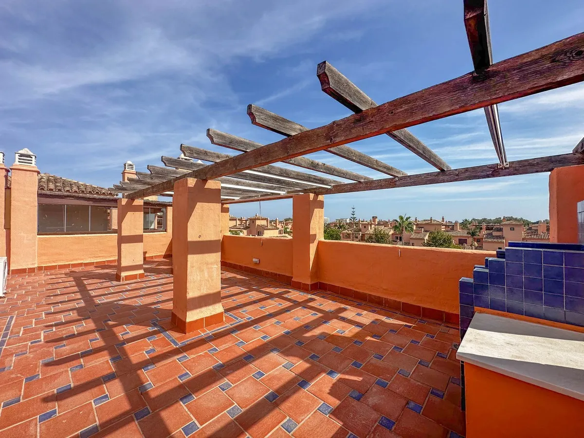 e18fd1ce-d57a-425d-9ccb-c115e17e7b1d