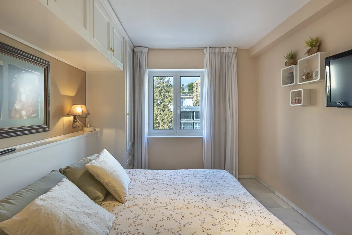 7af61b71-09de-4d2a-a708-73bdf90e1ca5