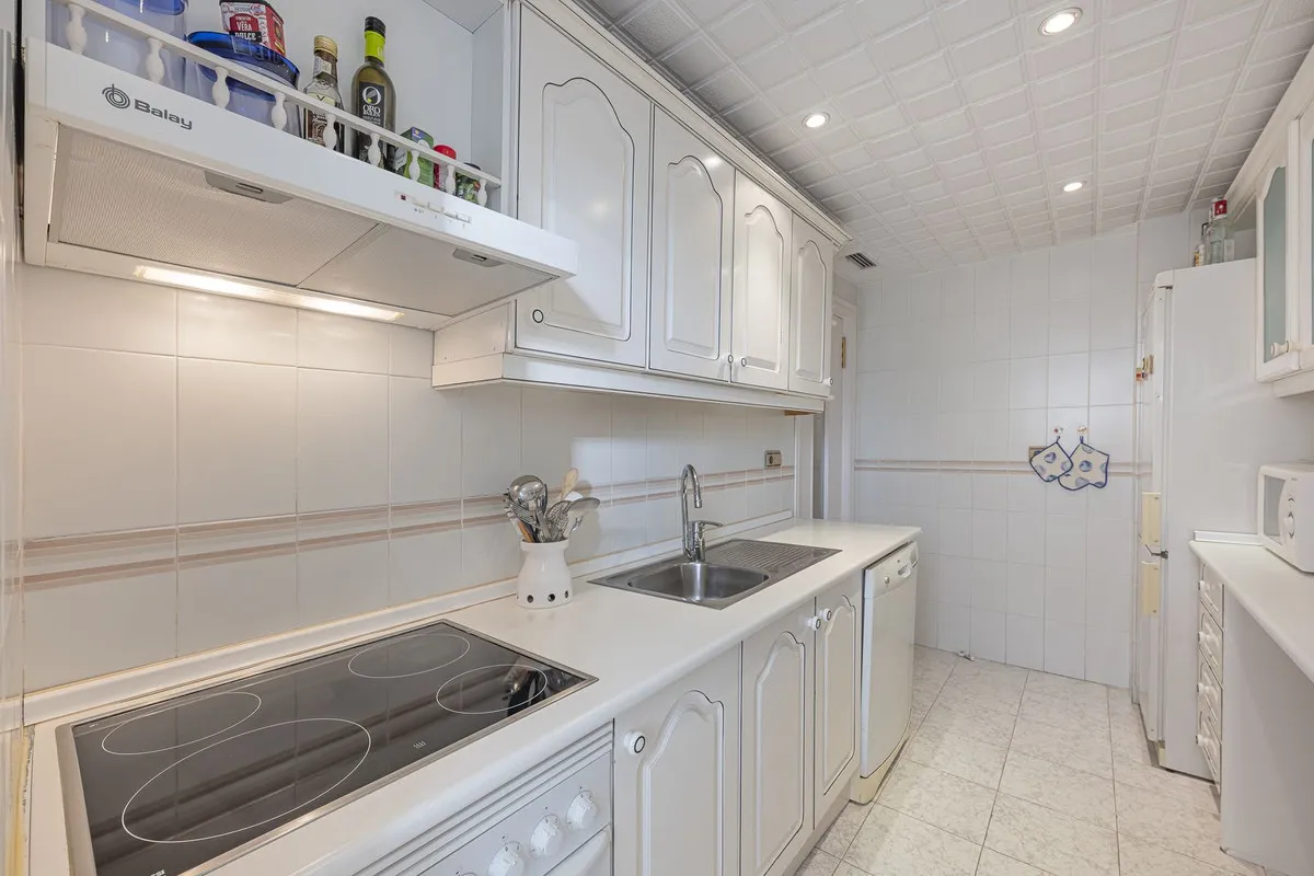 f7ec7590-7396-4221-a22f-5458c9eb4503