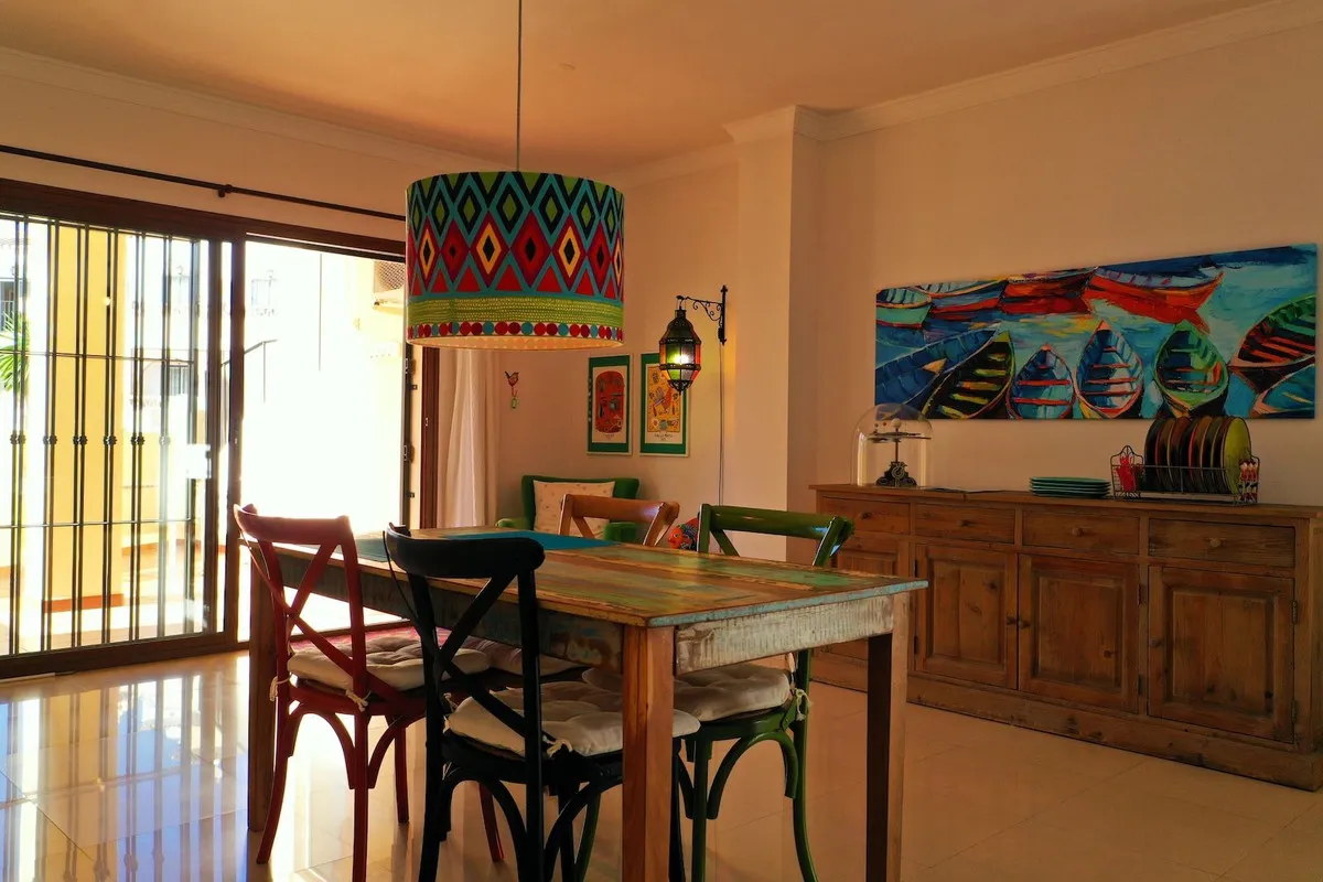 42e8e510-dc98-42f5-a834-6760e6e254d4