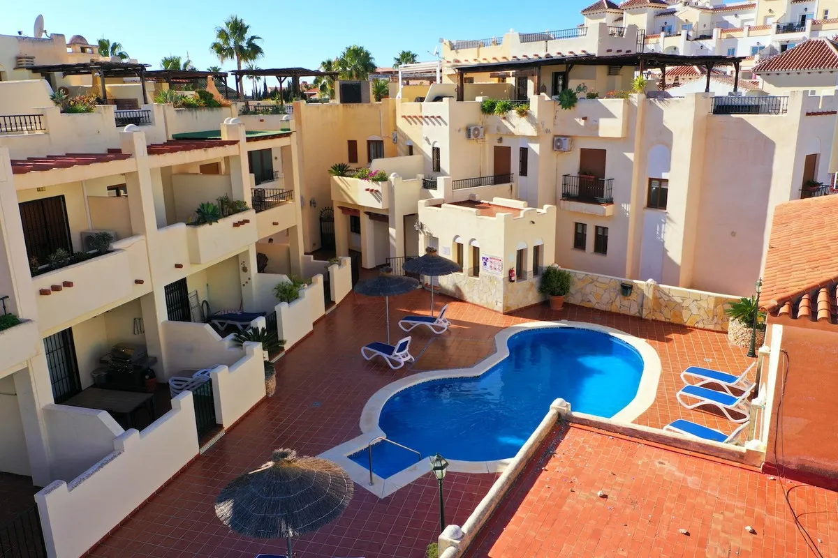 7f5703bb-07f6-4f8c-afe6-7bac76361ff5