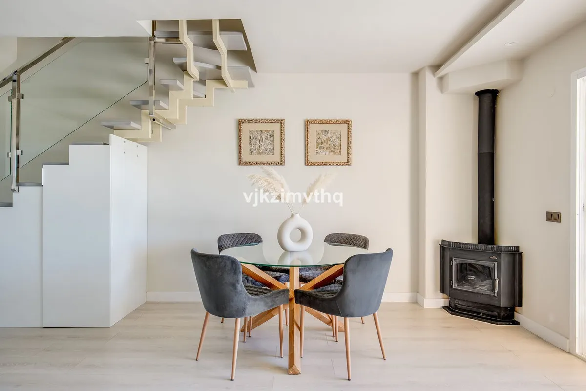 28f5a2d5-aa0a-4ff9-97ea-5f66b9536762