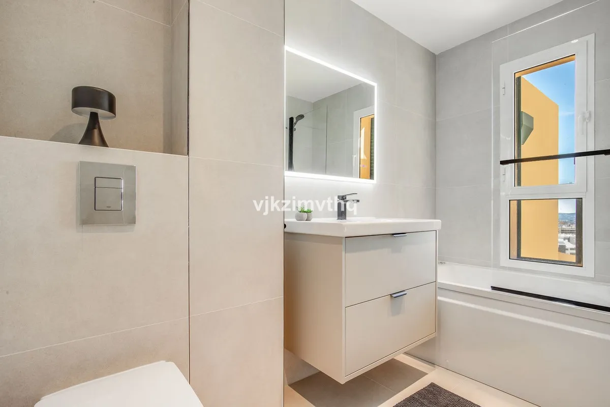 2ffbf40c-5fd8-4efe-8622-fd31fbc52ae8