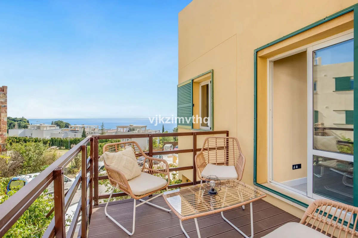 d4f396bc-d96d-4fa1-b52b-8fa754a36209