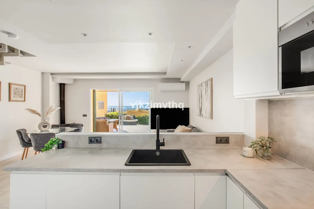 fd3d6d2b-d4f2-459c-b019-2ef737e90e60