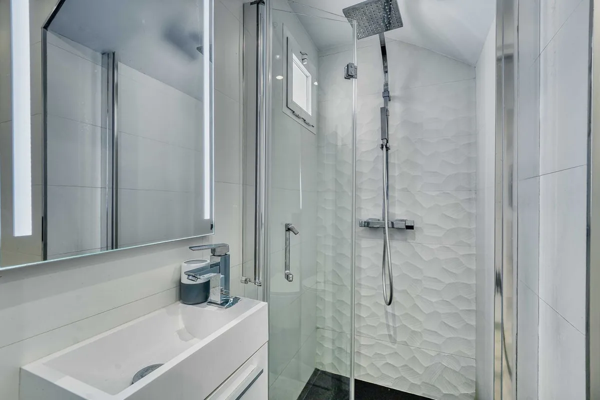 058109ec-083c-4cdf-873e-0af62ccd5df8