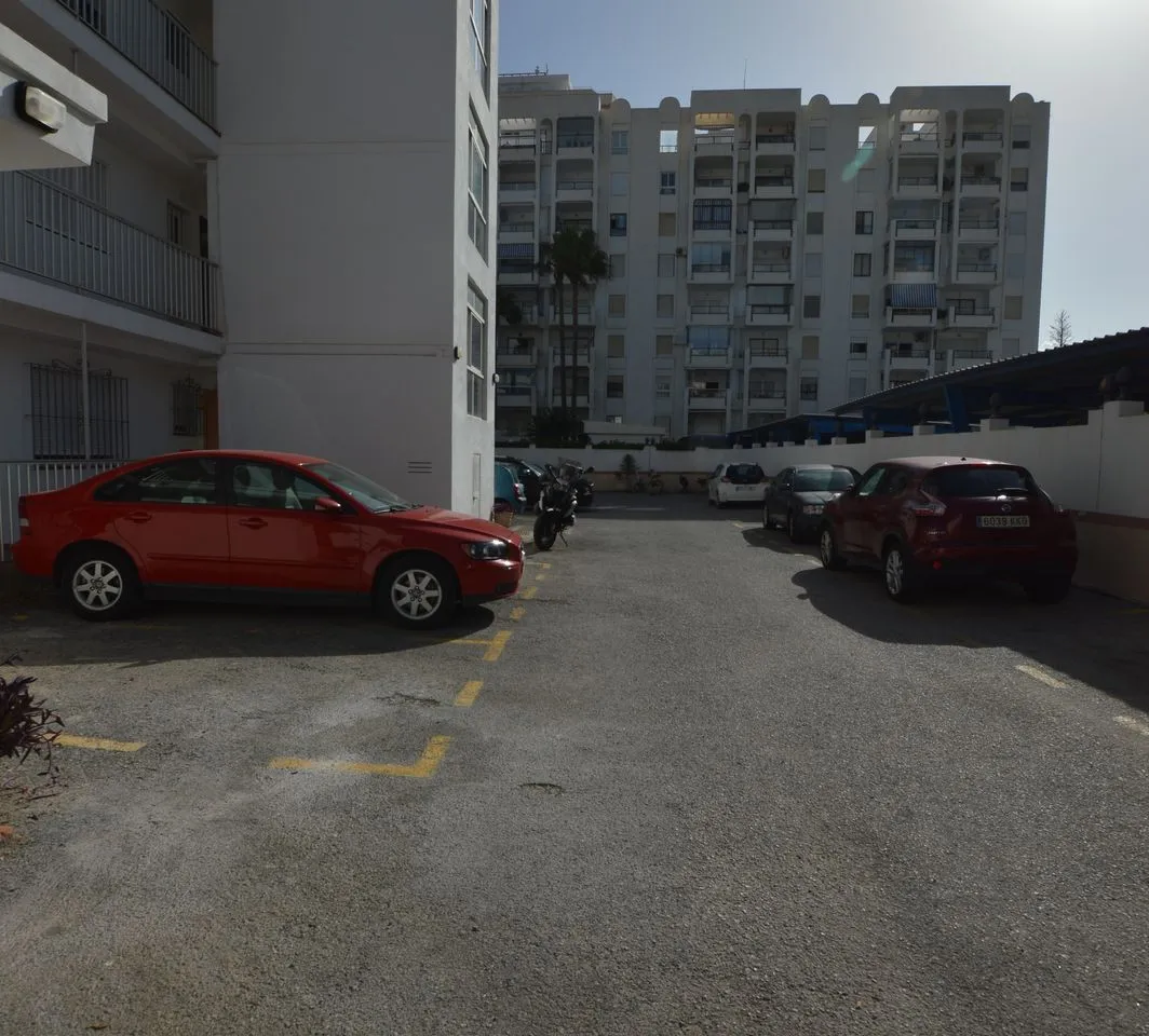 104aec99-7fad-430c-b8c7-64dd9cbad13f