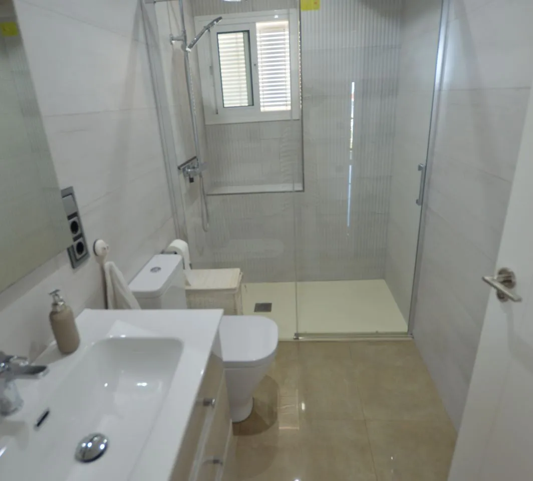 bbac5921-2968-4e3e-9640-cca81f7ccc5d