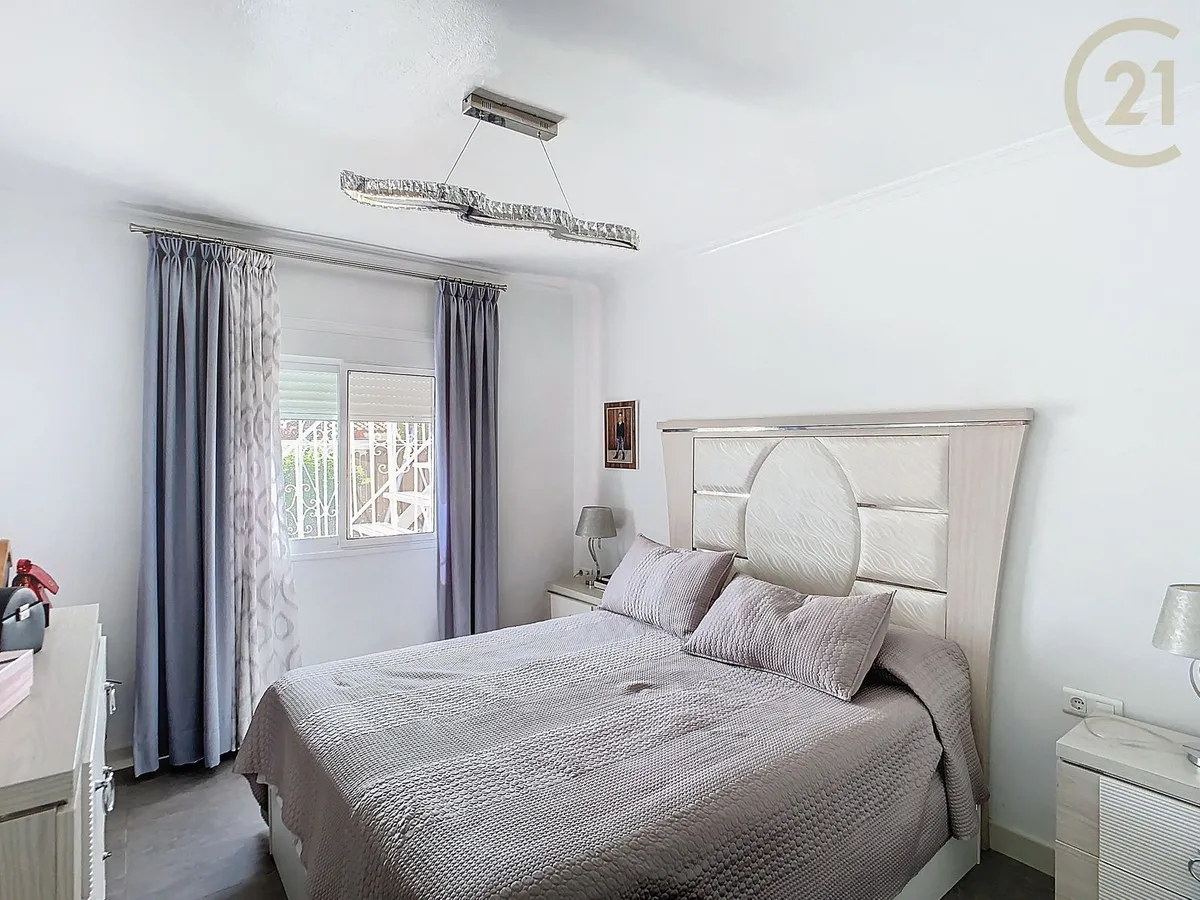 12f009c4-796e-4423-8160-83c0d8b463cc