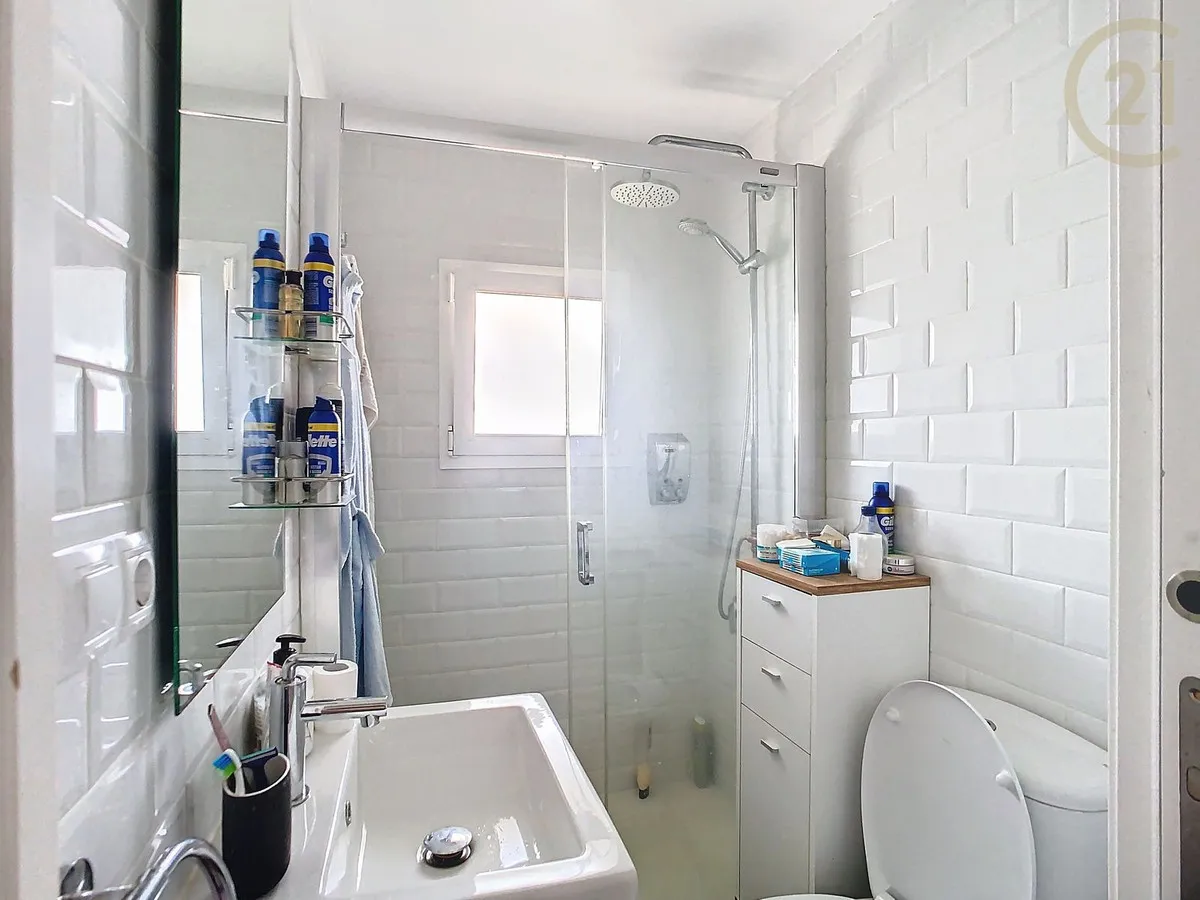 7c87043a-2bc7-4bef-aa27-bd8d82275b6c