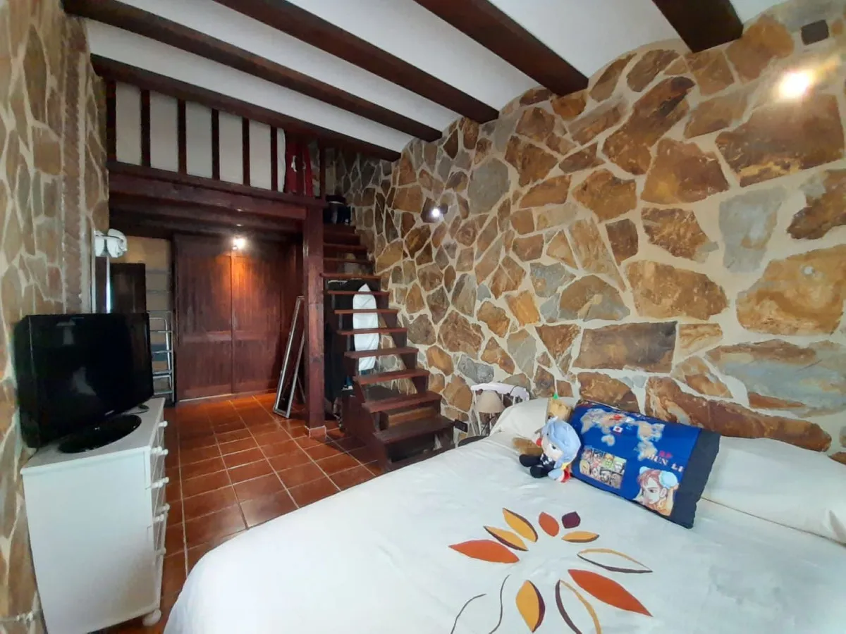 0315ecf9-6ff1-4922-9fca-6a74f392ee25