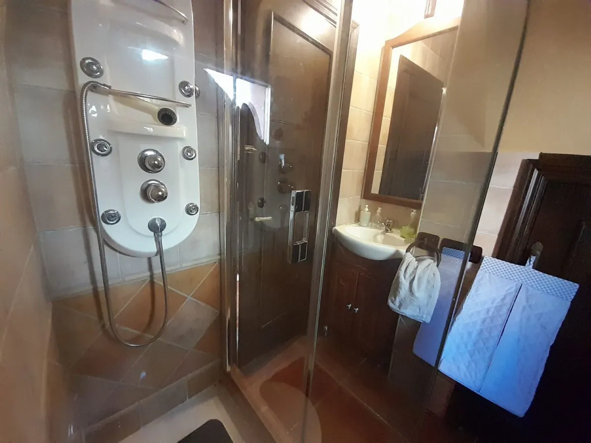 8585885c-f8fa-4e59-b2de-392c765a363d