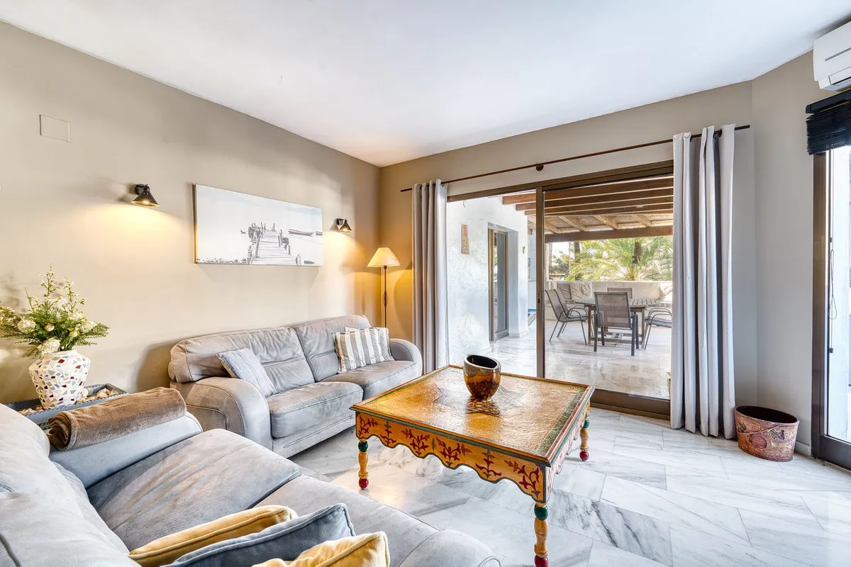 4f480282-cc5a-4eab-8a7e-8b5d90a66ae1