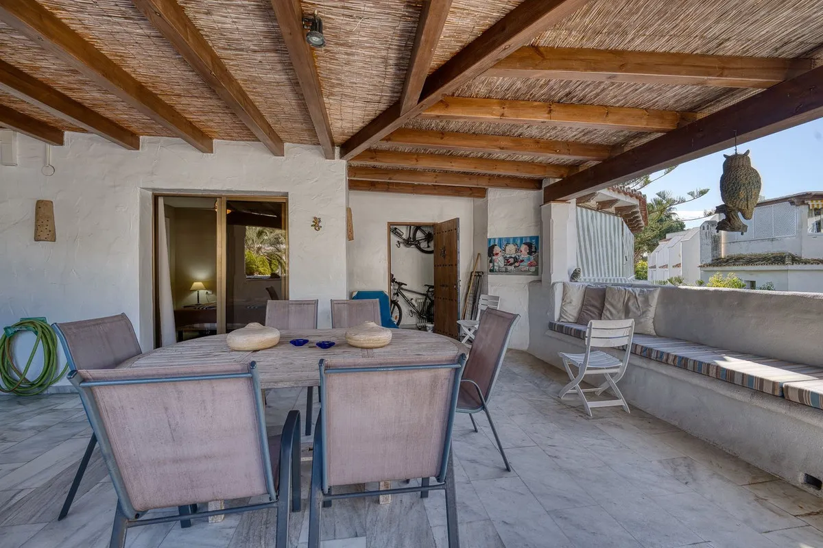 9cee6537-d74c-4cab-b4ae-679b61ecdbc1