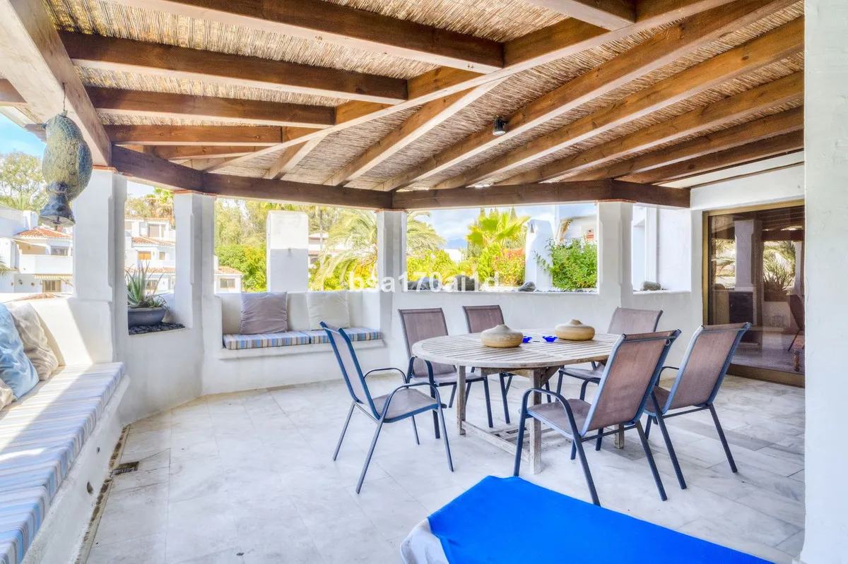 39167d88-2f72-4b64-b71c-f13b2037eaf9