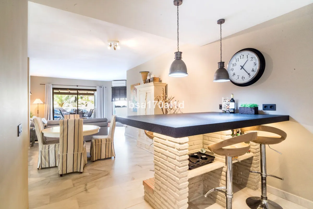 4cb5f473-64dd-424e-ab96-a0f2cae48a71