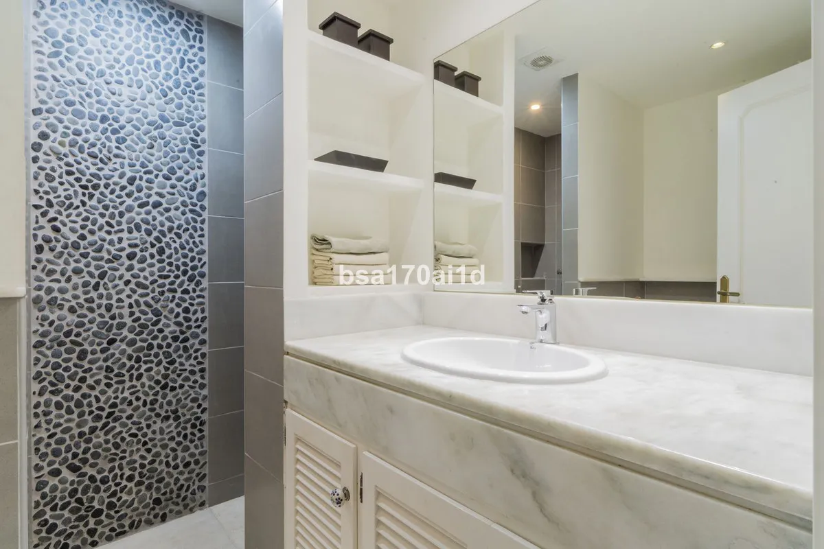 a7033aaf-7182-4859-97d8-88e0577b3a22