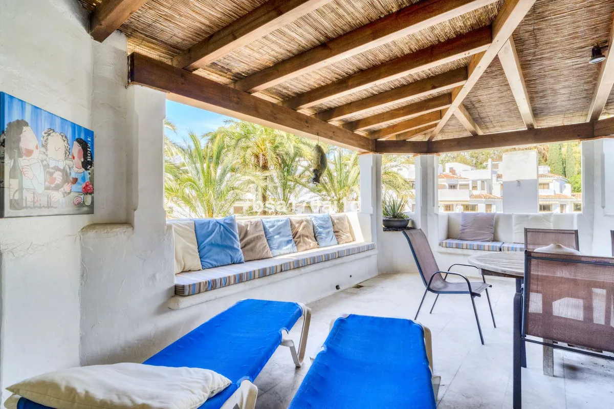 ef8c4de9-4d12-45fe-a67b-047cb68e1528