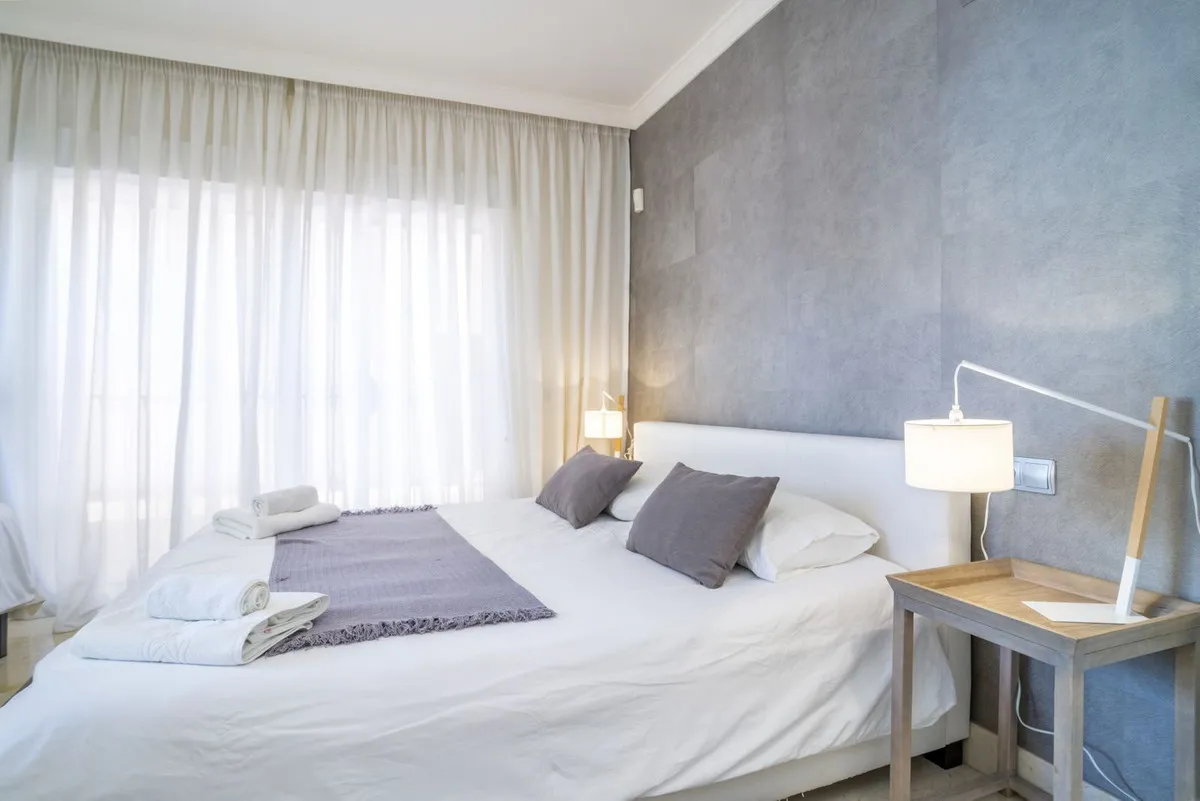 1fca5b9b-b3ba-4987-bd56-b1495c95496c