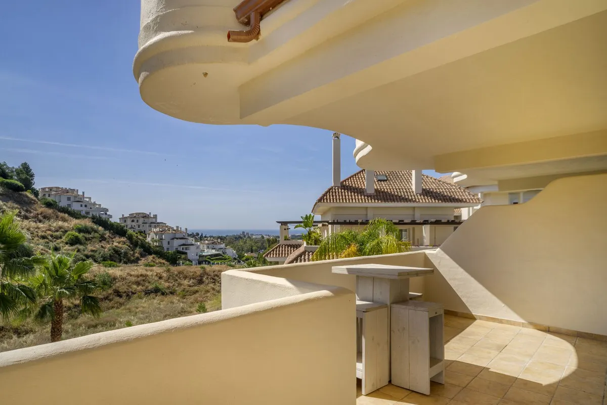 44ae9835-4757-43a7-9414-1f19885a7af1