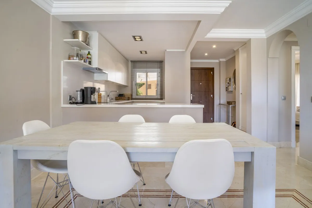 708d8776-7d3d-4c8f-a319-0f569b949487