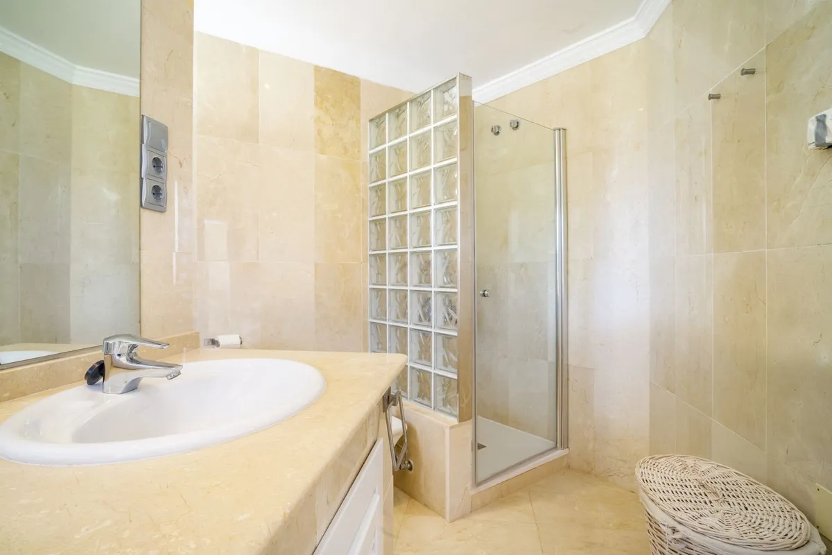 956e1181-4cfe-4ca7-b988-999cddaedc7a