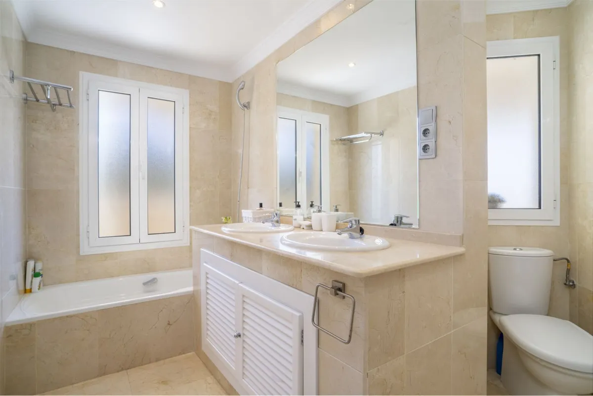 d03141a3-c884-4ec4-b18f-f8ff24c1b3d5