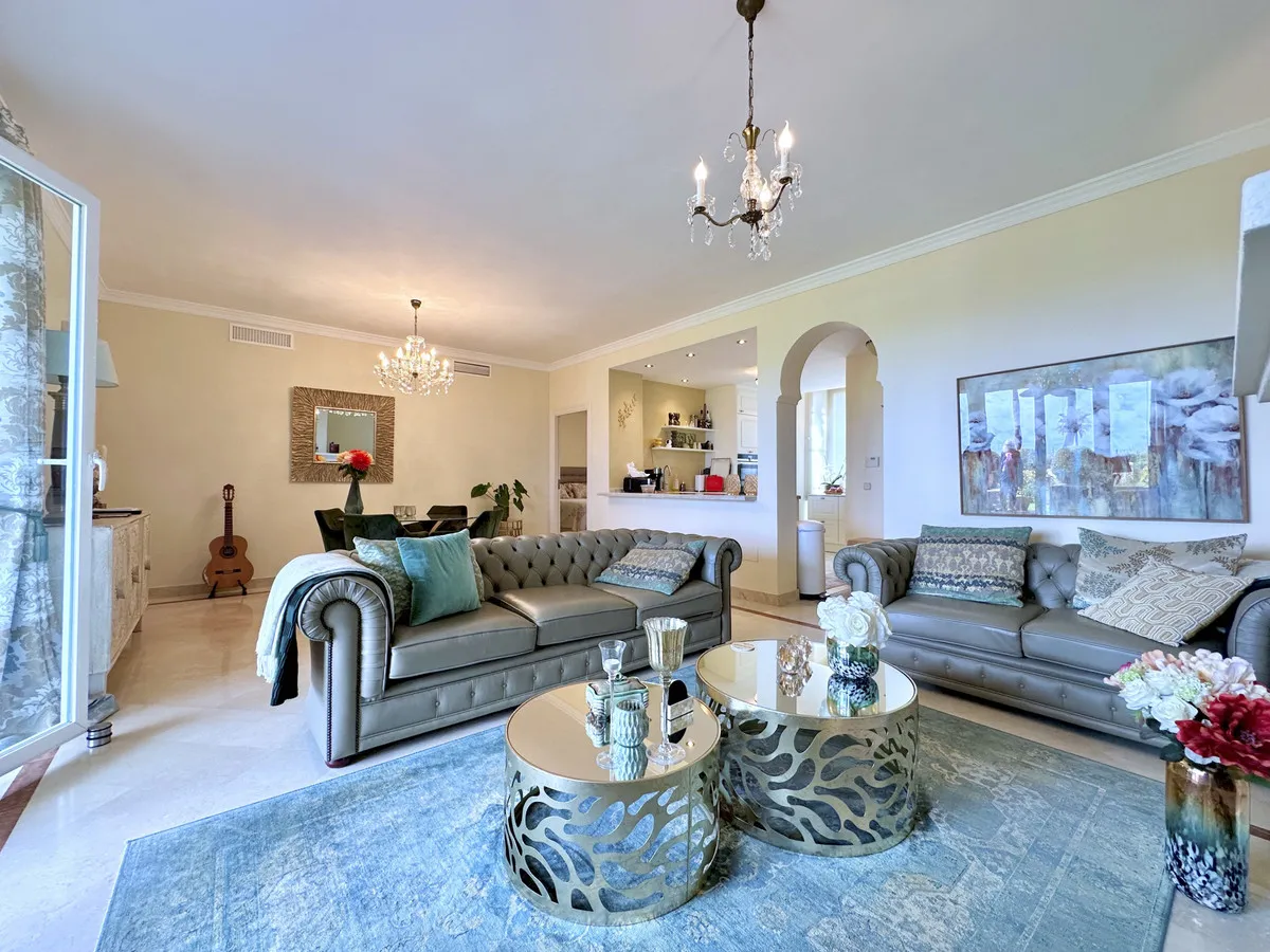 6c039abb-e946-4a44-a271-a0596f3ab3f0