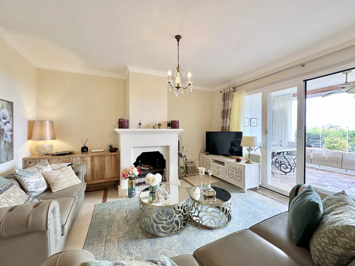 ab7f0365-cafe-476b-9d4e-3625833679cd