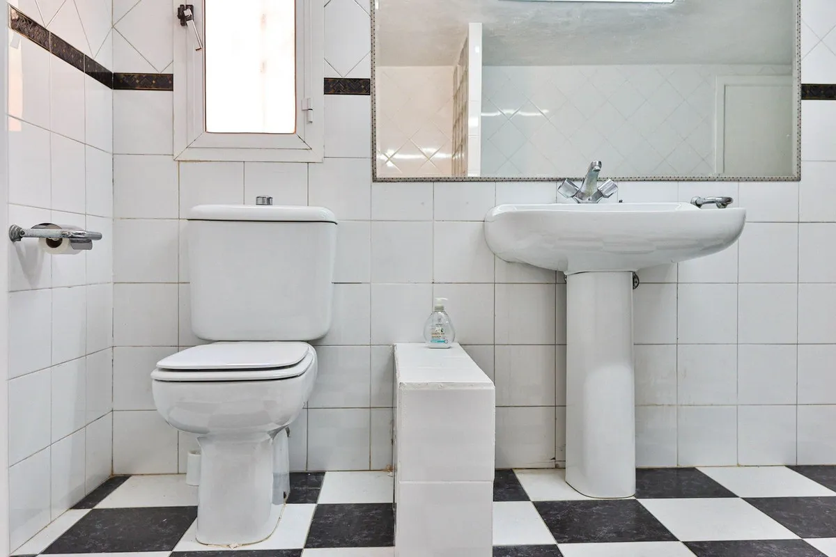 372b0114-3f92-4dbc-b5d6-b7dc55c57166