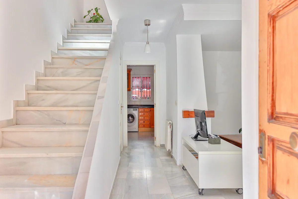 a2e74f39-29ae-4fc4-a624-e92c3a5a4946