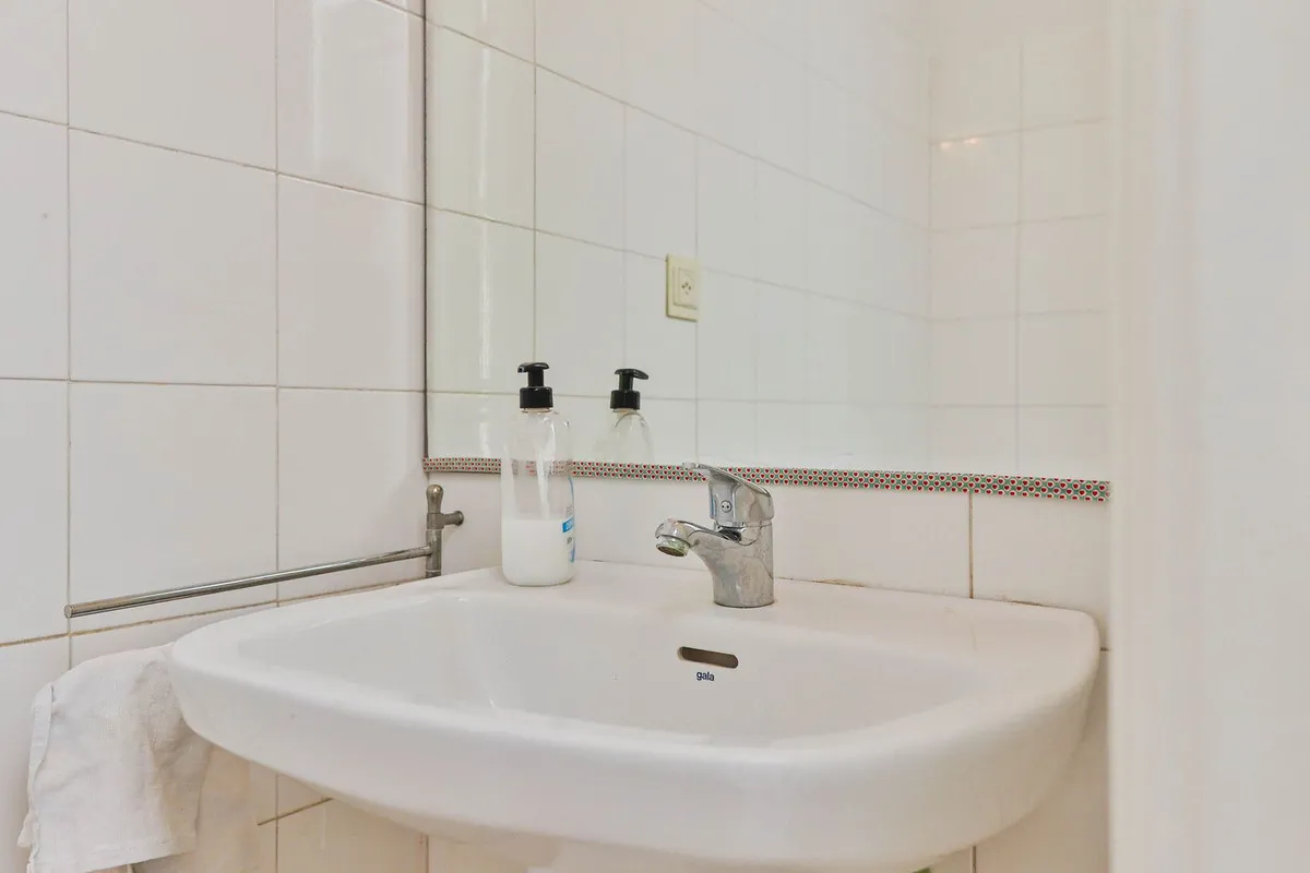 cd8f75ea-9fa2-438c-9c83-ff7aa4bbaee9