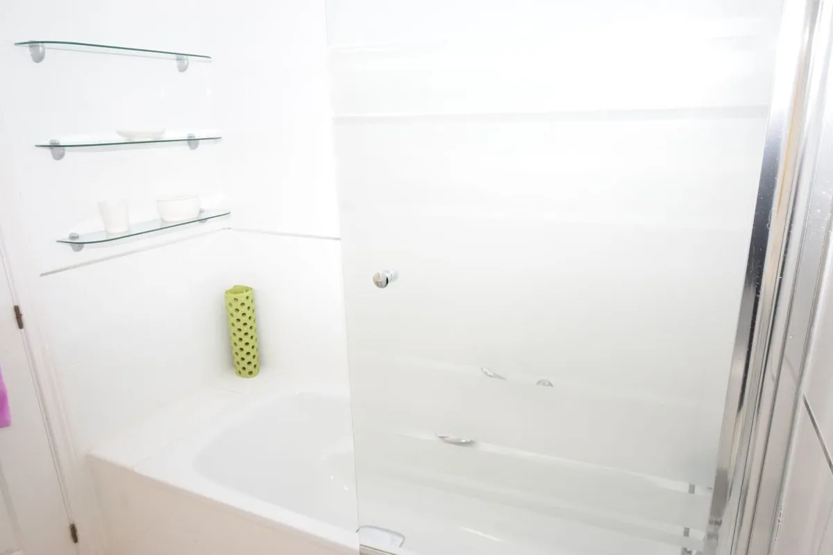 7fe579f9-0bd2-4acf-9e80-70c9ff12ba89