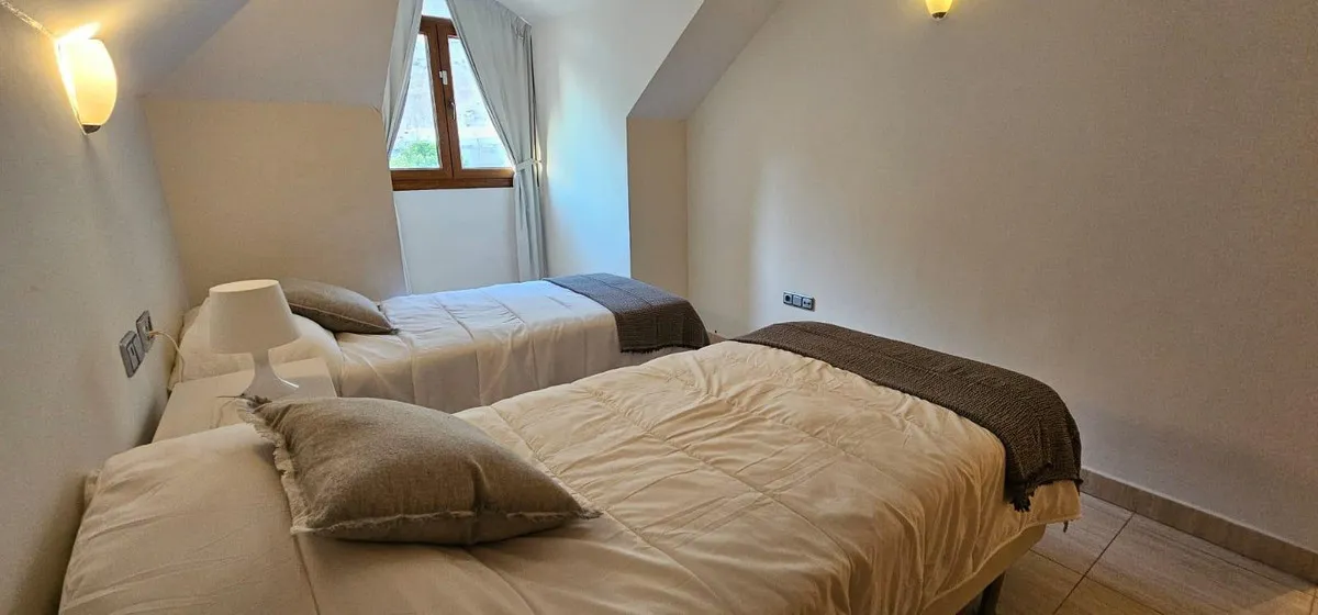 1fac7141-b439-4285-95e9-85cdad2555e7