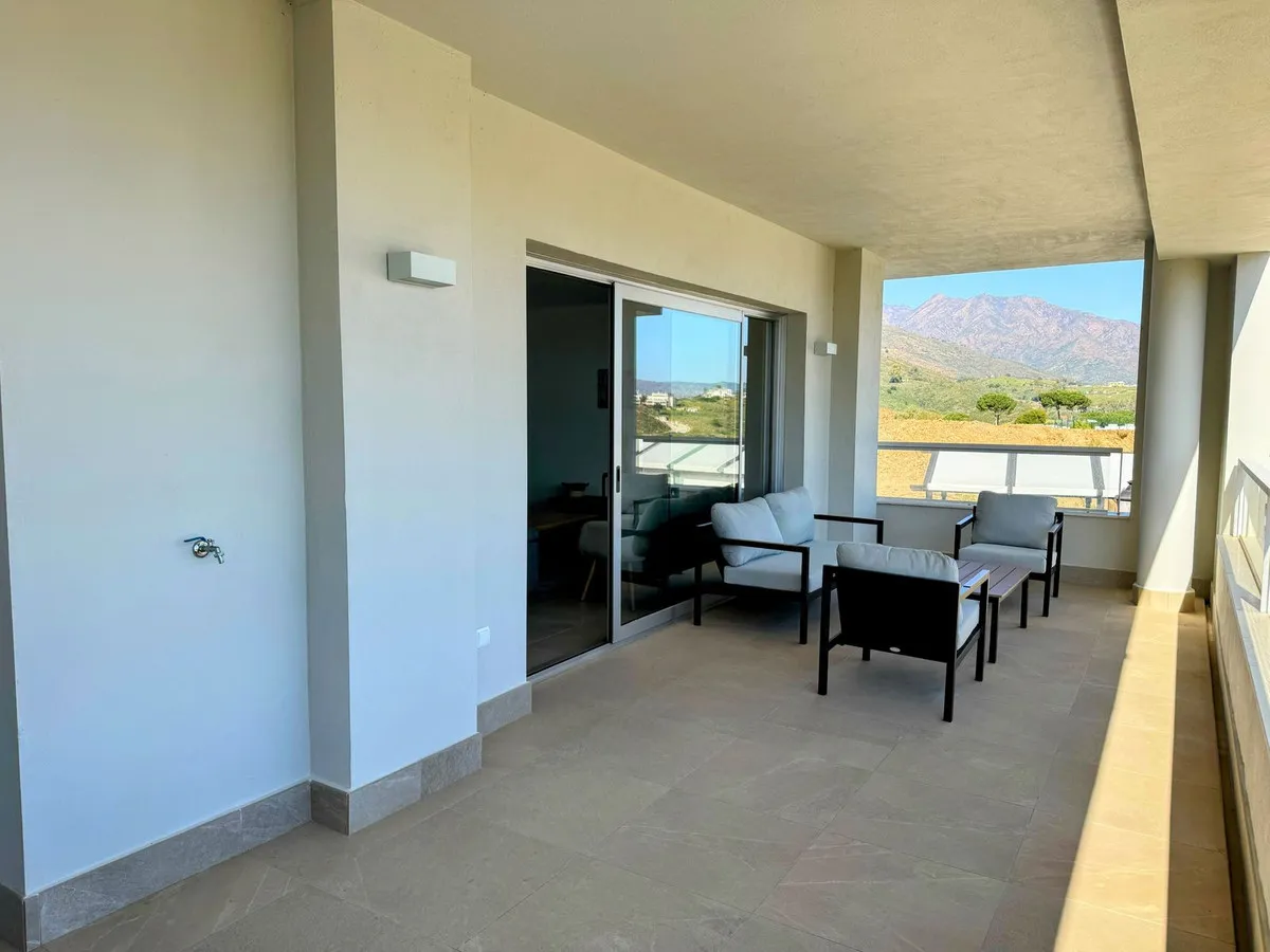 52f5a682-8b44-47c8-8fdd-ba9a469a23eb