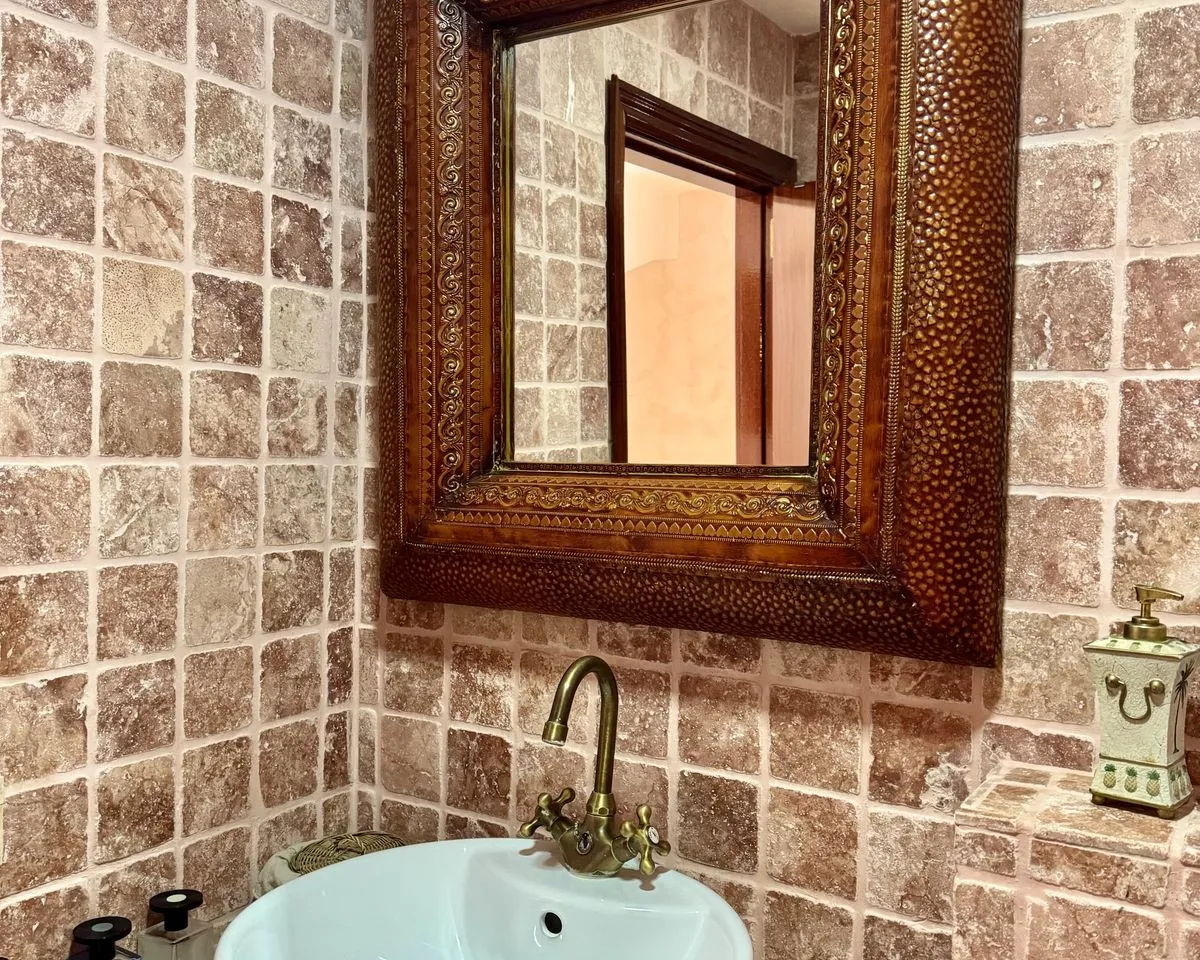 011162c6-797e-4a3e-8fa4-b2bc0543769a