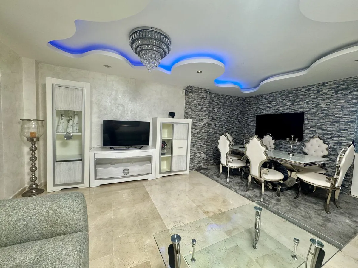 87ebfb70-7d6b-487a-aa31-4c16d59dfab1