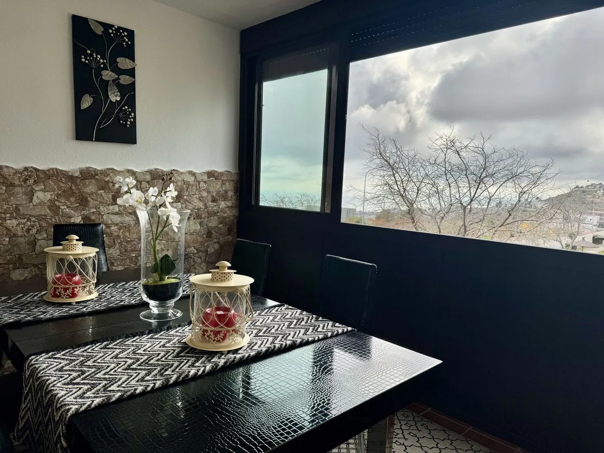 a876ff10-dedf-4d77-8a9c-e6b1a5269514