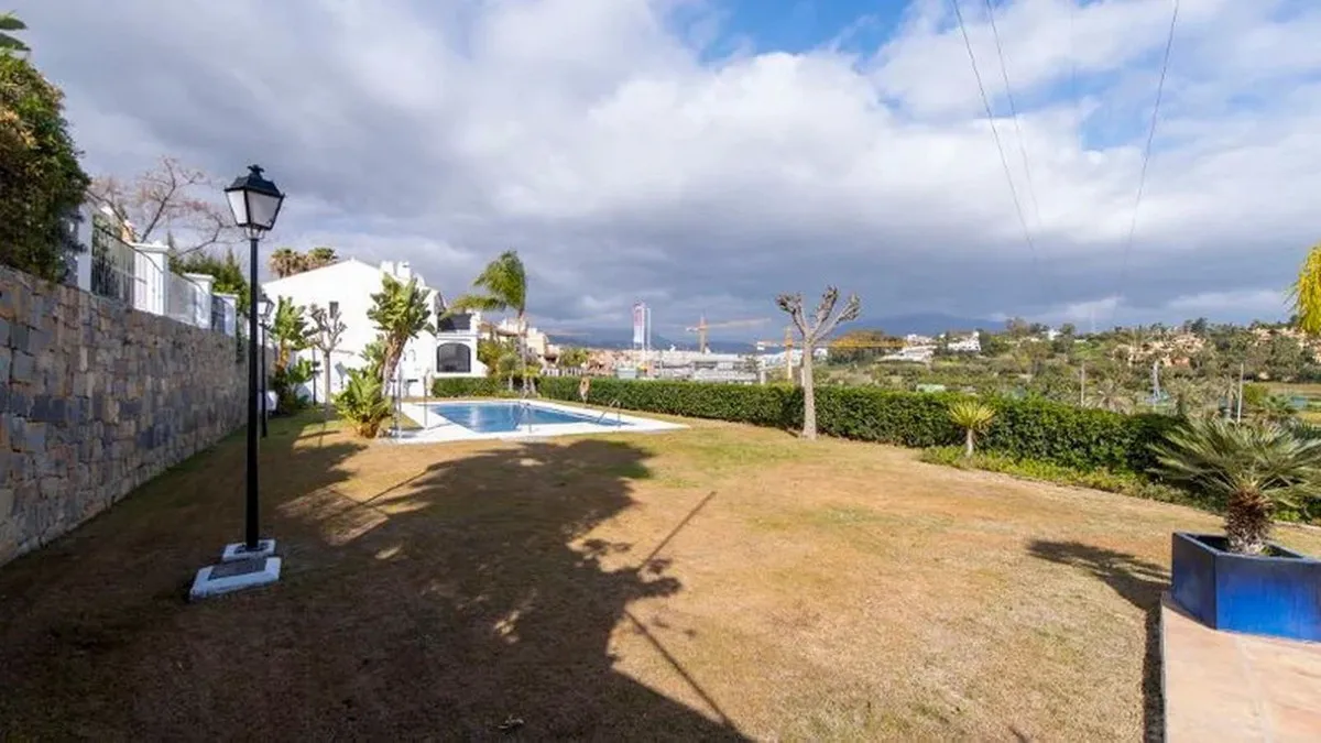 0150d050-99ef-4d47-96b8-7539c06fcb8c