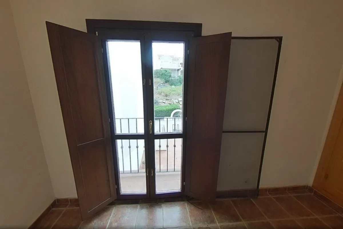 297eb0de-881d-4e2c-89ab-35bba29e55f0