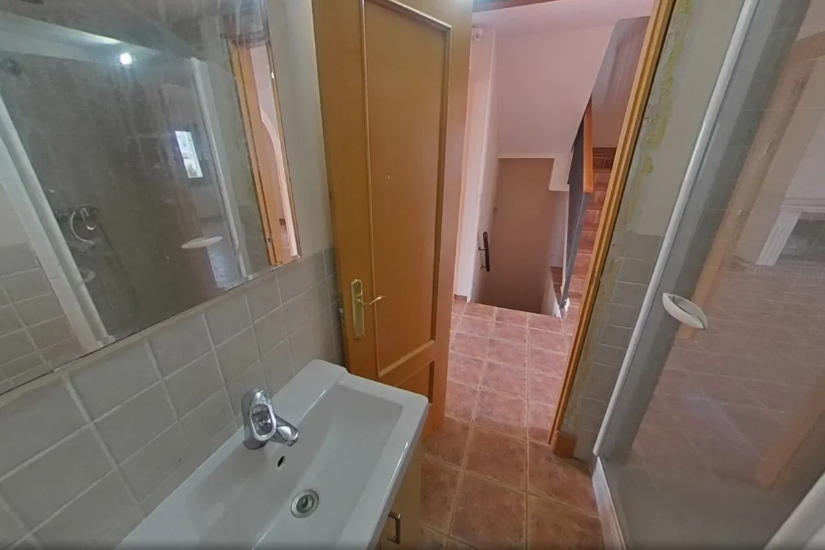 bf70abed-9c15-4c49-8677-cb6d4baa8abd