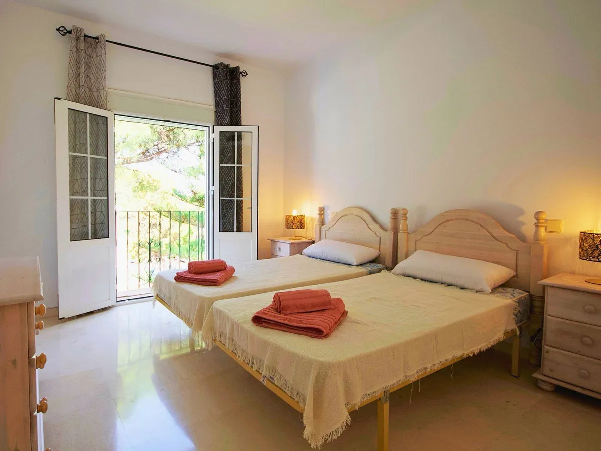 688e39f6-acde-43b3-8a09-23b9a0bf30ed